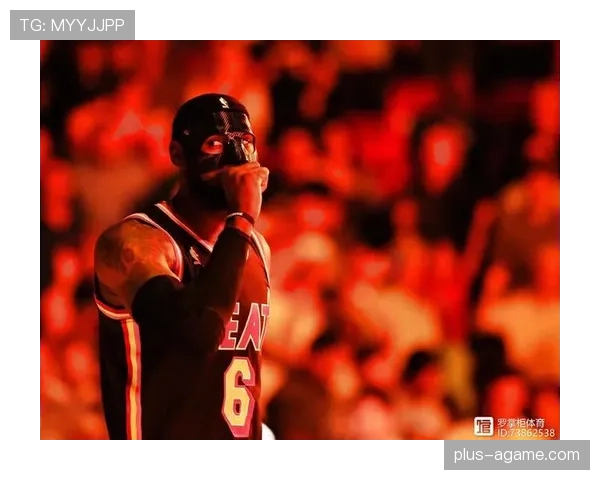 丹尼·格兰杰持续提升无球跑动效率拉开外线空间助球队攻防转换