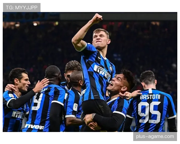 AC米兰中场与边路脱节，控场能力下滑影响攻防衔接