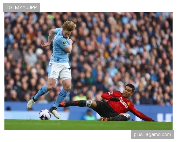 斯科尔斯接管中场直塞撕开防线本赛季较赛季初更频繁